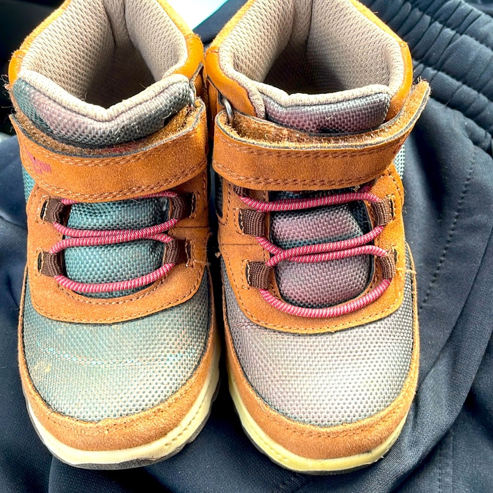 Oshkosh B’Gosh Hikers